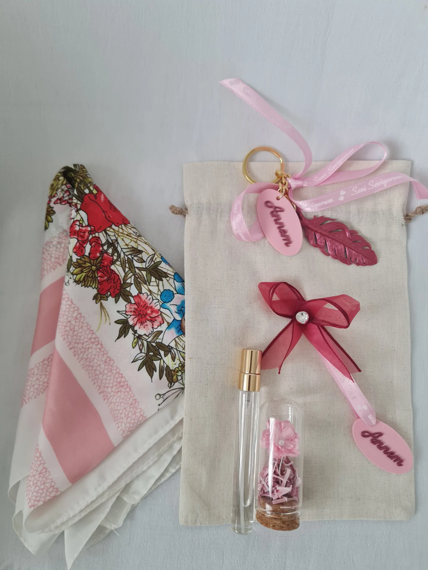 Anneler Günü Özel "Zarafet Paketi" - Pudra Pembe